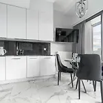 W Hanza Tower Щецин