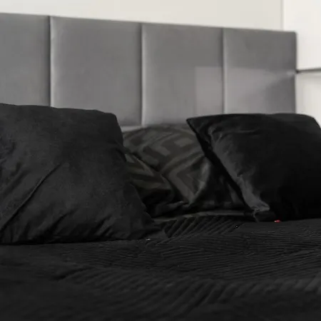 Апартаменты W Hanza Tower