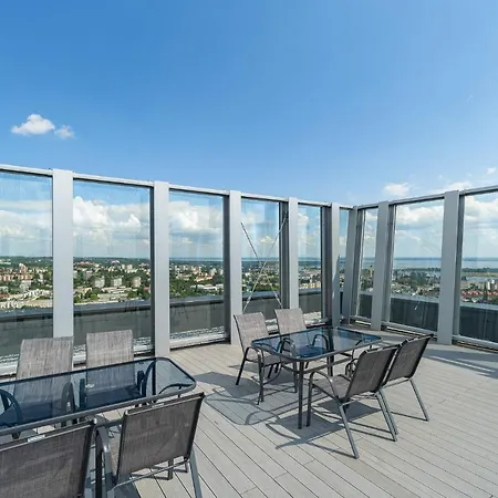 アパート W Hanza Tower *